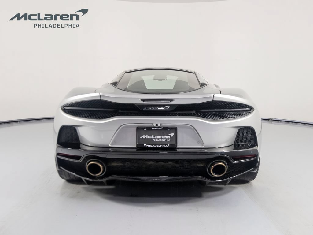 Used 2022 McLaren GT RWD image 4