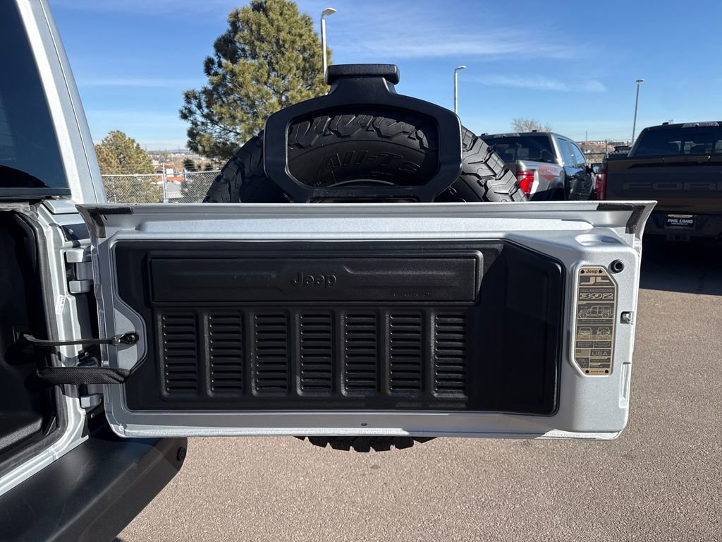 Used 2023 Jeep Wrangler Unlimited Rubicon 392 w/ Trailer Tow Package image 7