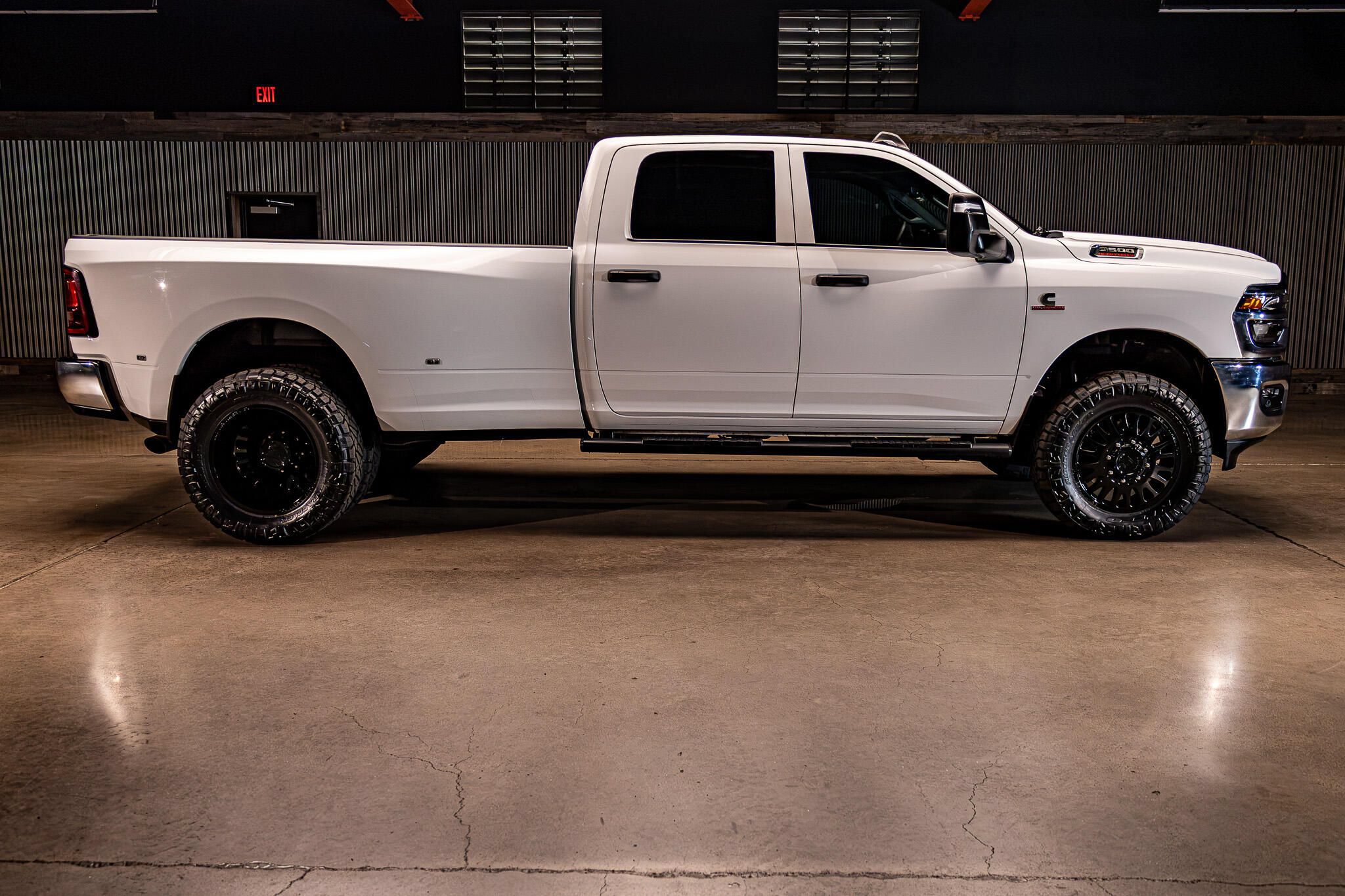 Used 2025 RAM 3500 Tradesman AWD/4WD image 11