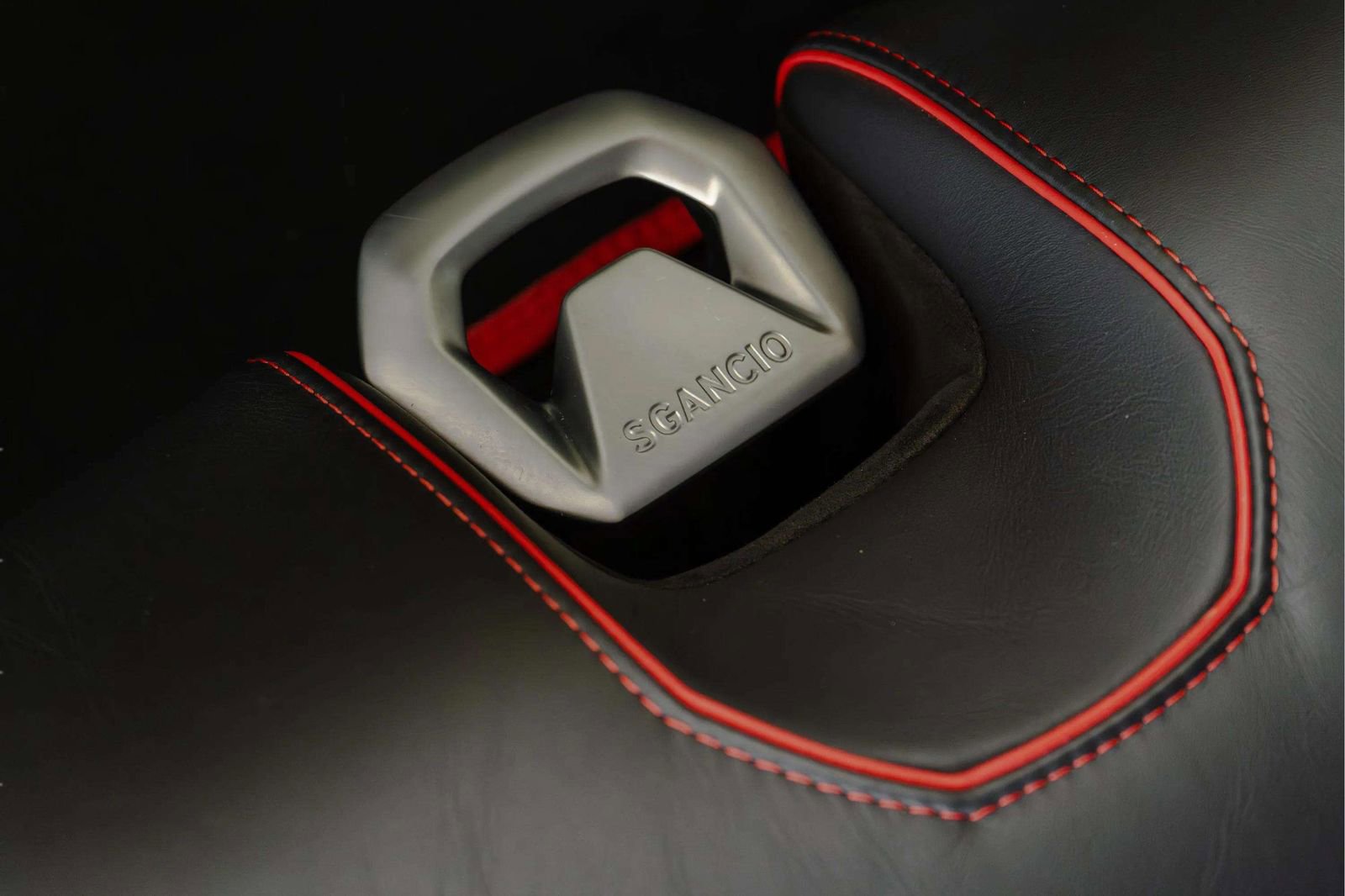 Used 2023 Lamborghini Huracan EVO RWD image 18