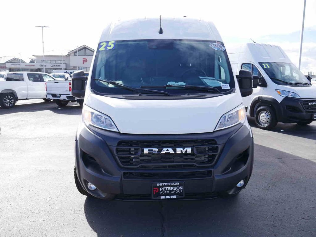Used 2025 RAM ProMaster 2500 w/ Convenience Group image 3