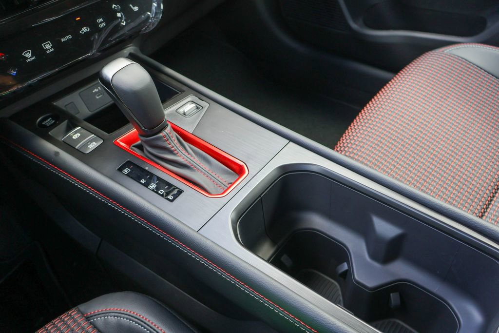 New 2026 Nissan Kicks SR image 14