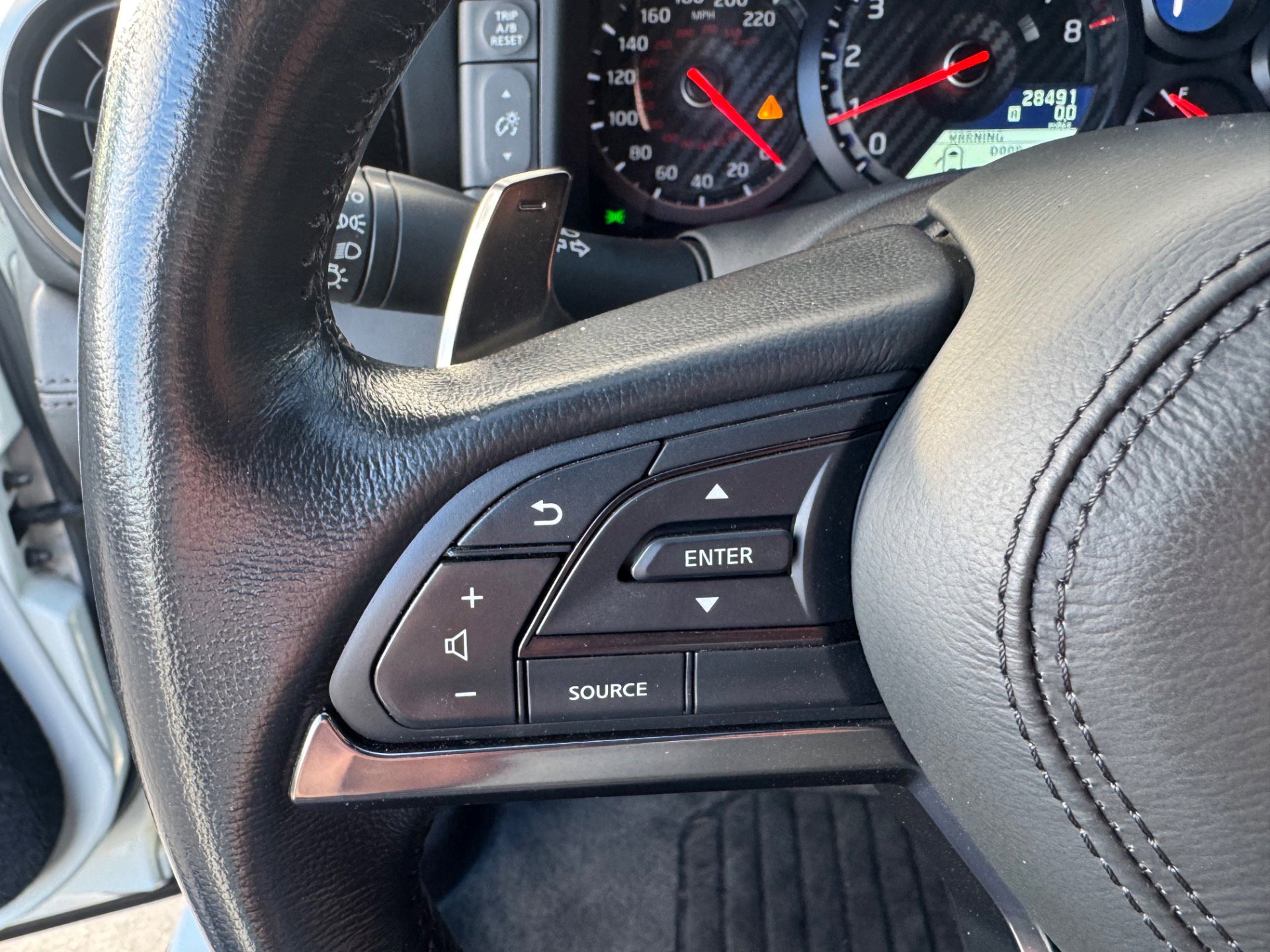 Used 2019 Nissan GT-R Premium image 17