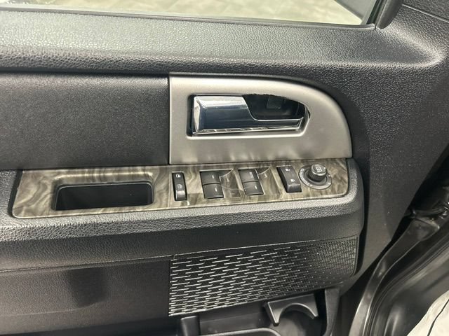 Used 2017 Ford Expedition Limited w/ Equipment Group 301A AWD/4WD image 10