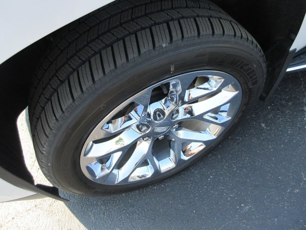 Certified 2020 Cadillac Escalade Premium Luxury AWD/4WD image 14