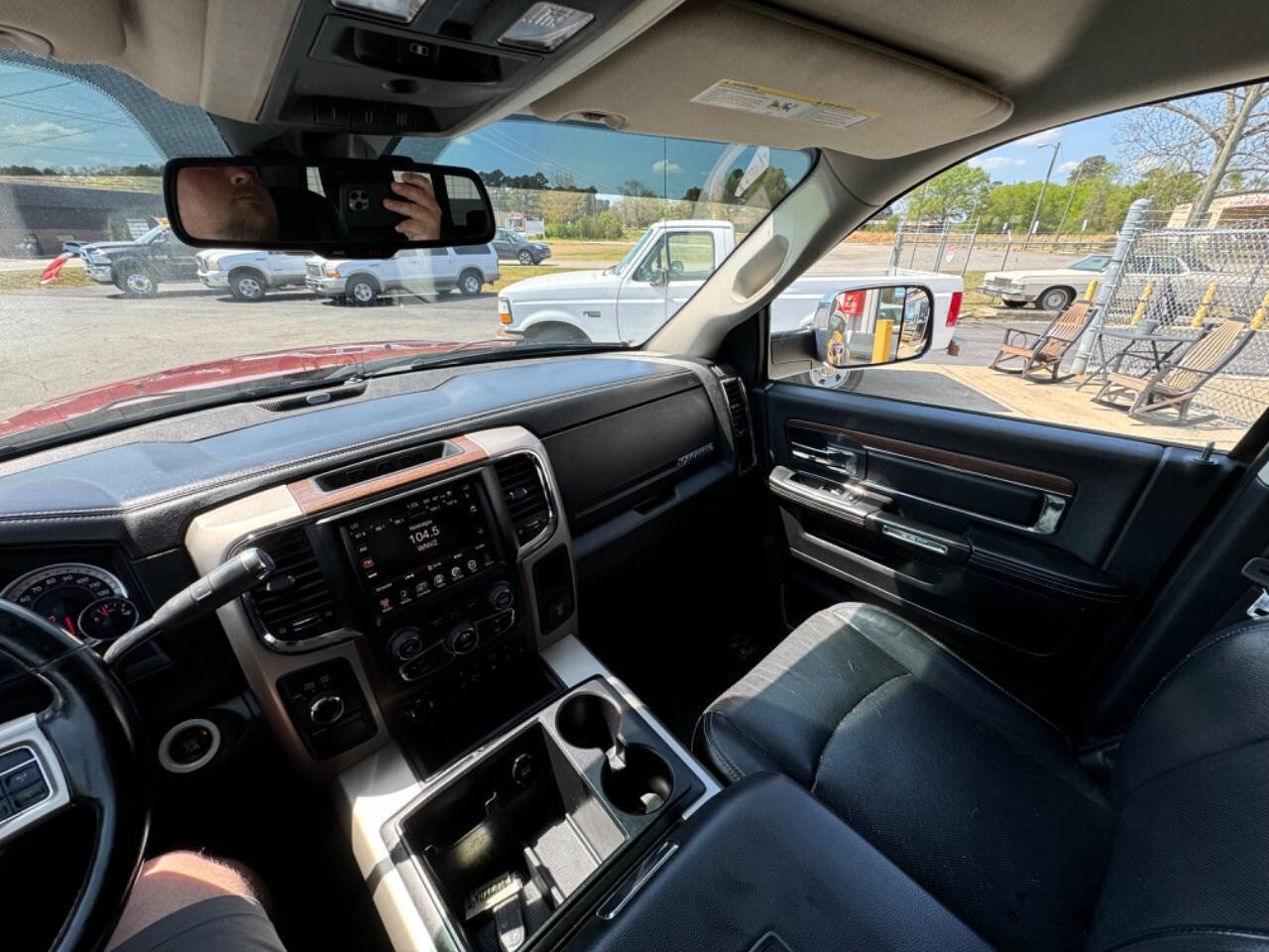 Used 2014 RAM 2500 Laramie w/ Protection Group image 9