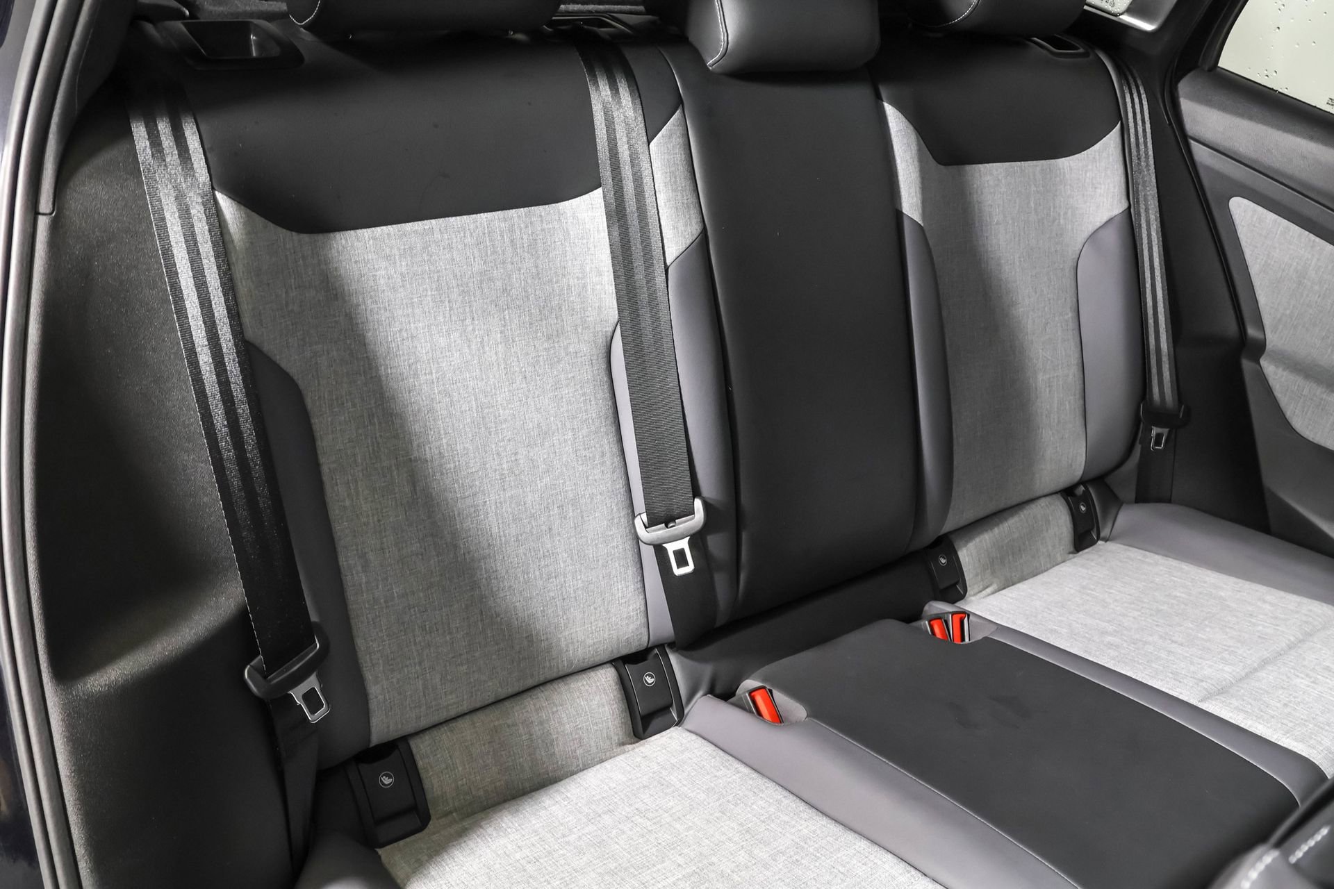 Used 2023 Volkswagen ID.4 2WD image 40