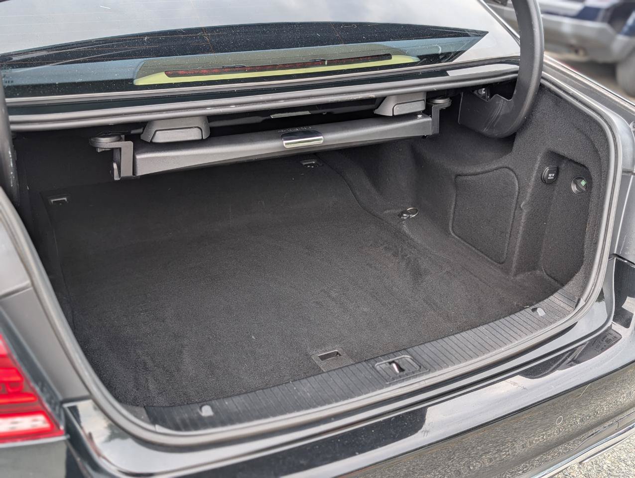 Used 2014 Mercedes-Benz E 350 Sedan image 6