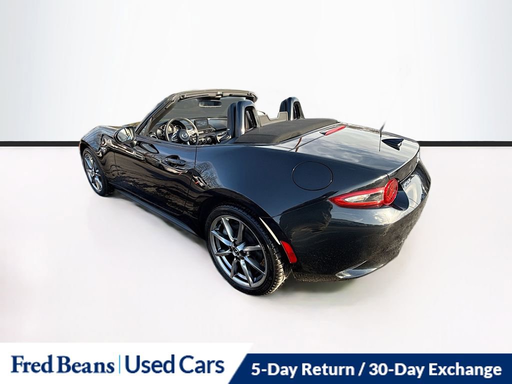 Used 2022 MAZDA MX-5 Miata Grand Touring w/ Weather Package image 31