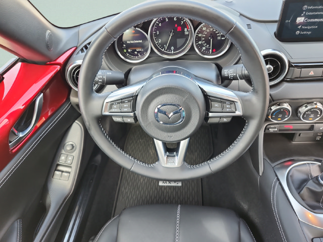Used 2024 MAZDA MX-5 Miata RF Grand Touring w/ Weather Package RWD image 15