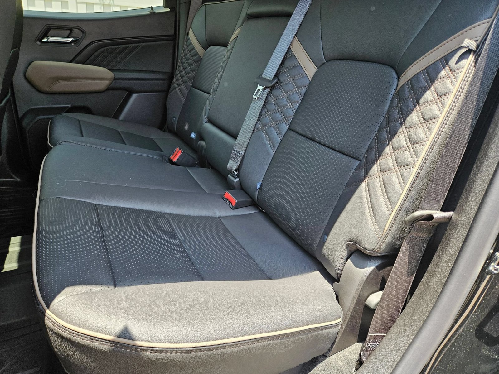 New 2026 GMC Canyon Denali w/ LPO, Denali Black Edition AWD/4WD image 26