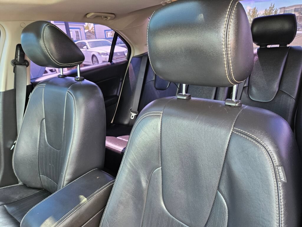 Used 2011 Ford Fusion Sport w/ 402A Rapid Spec Order Code FWD image 14