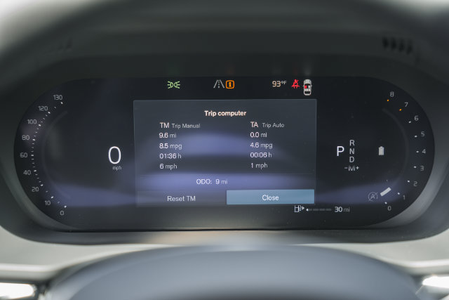 New 2026 Volvo XC60 B5 Plus w/ Climate Package AWD/4WD image 45