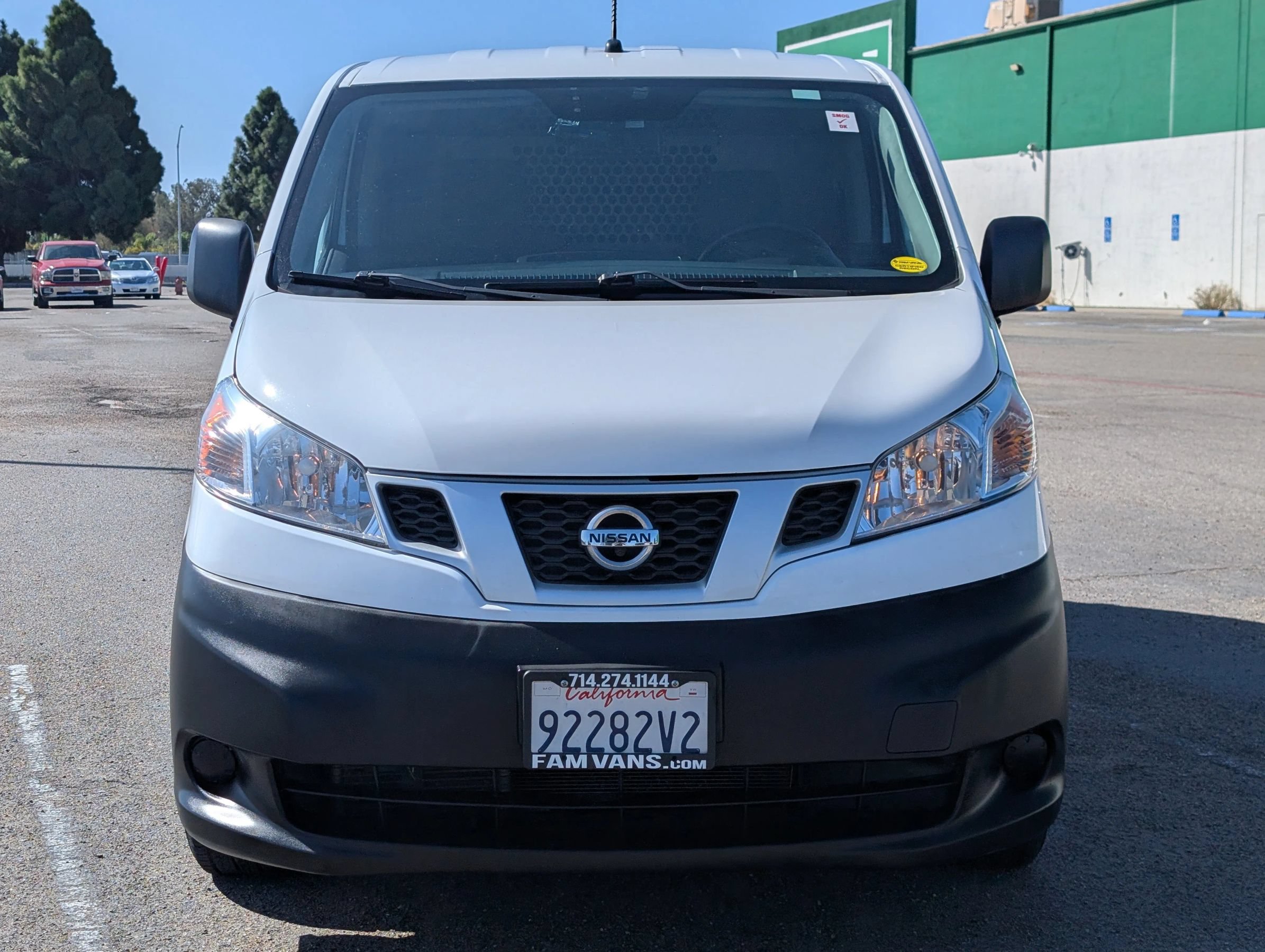 Used 2018 Nissan NV200 S FWD image 2
