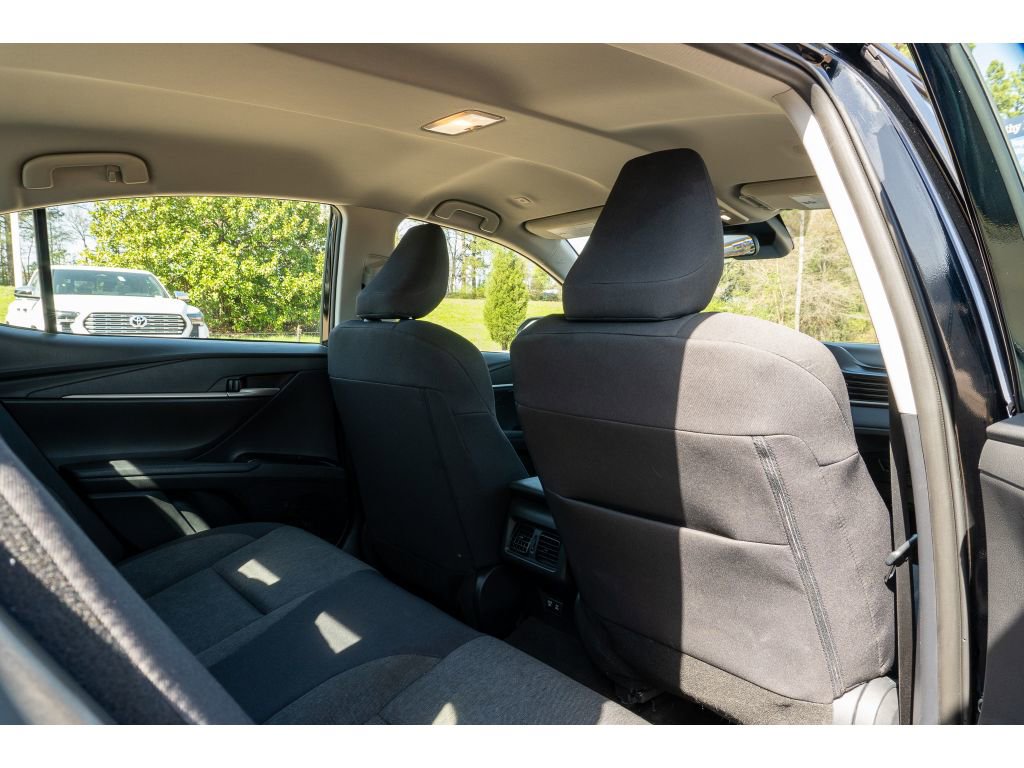 Used 2025 Toyota Camry LE image 15
