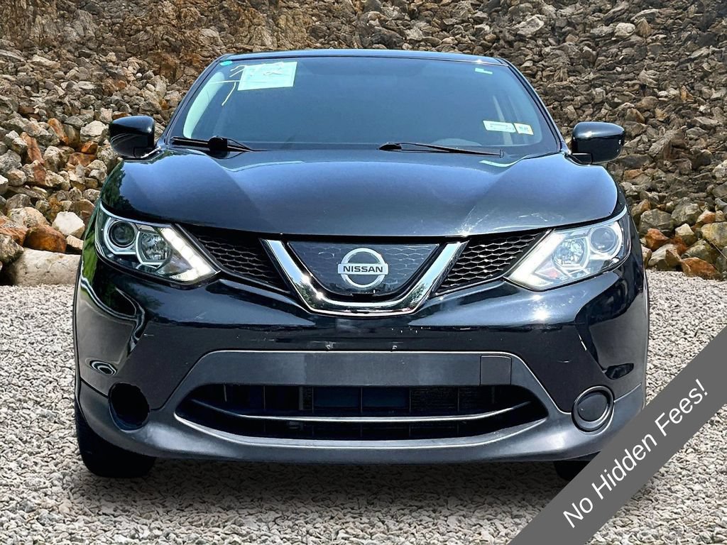 Used 2018 Nissan Rogue Sport S AWD/4WD image 3