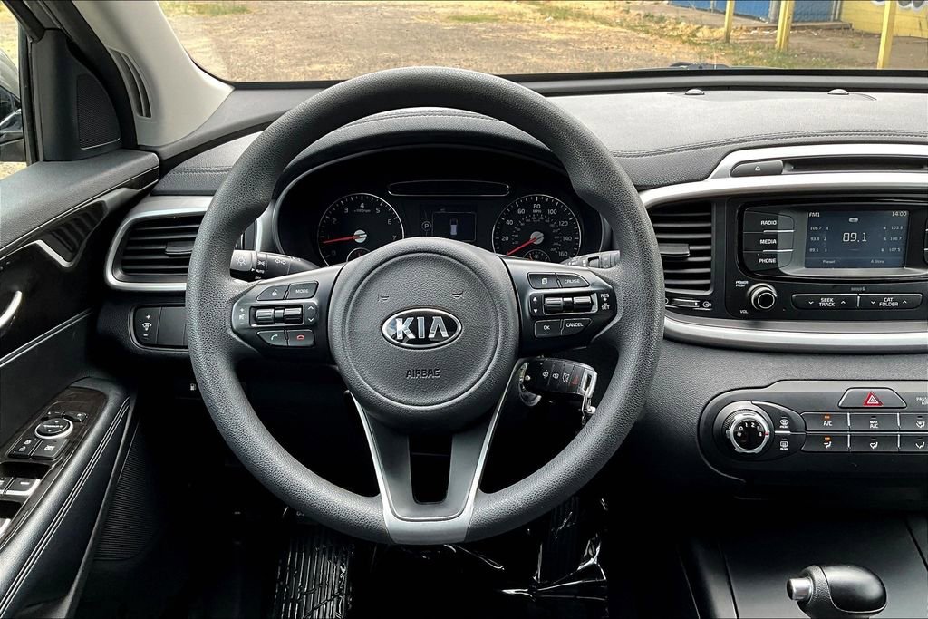 Used 2018 Kia Sorento L image 7