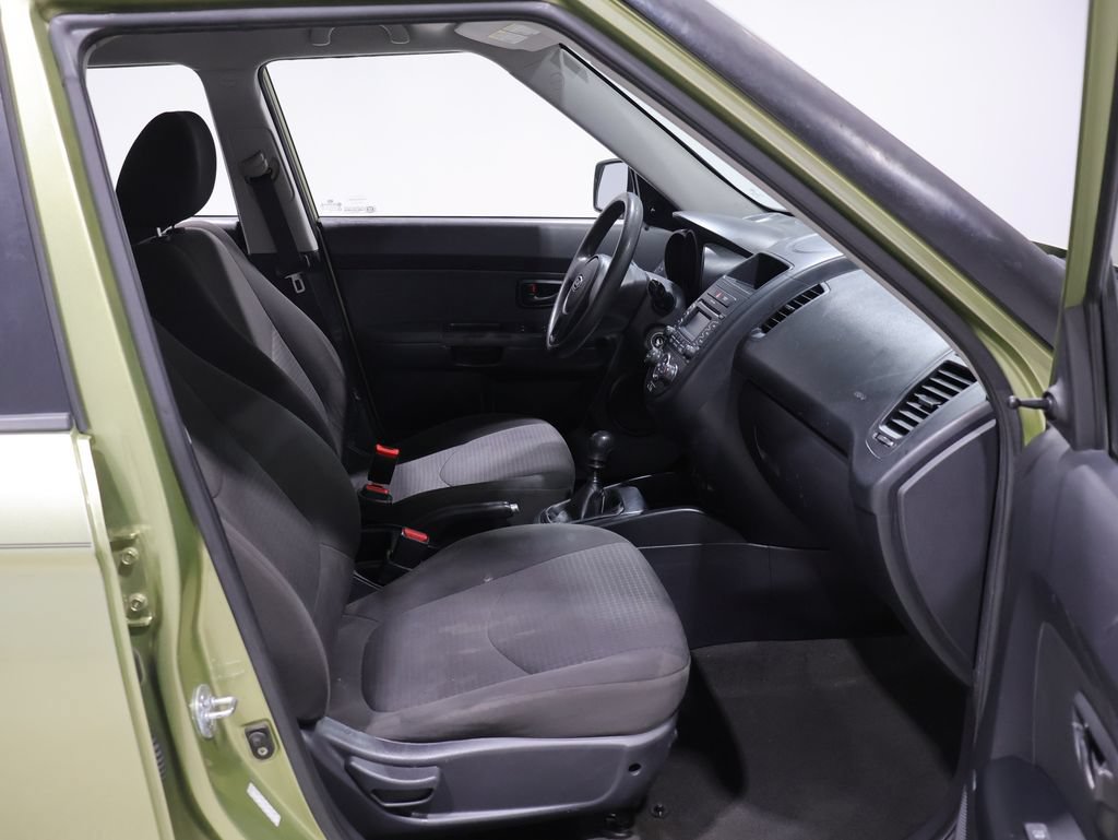 Used 2012 Kia Soul FWD image 22