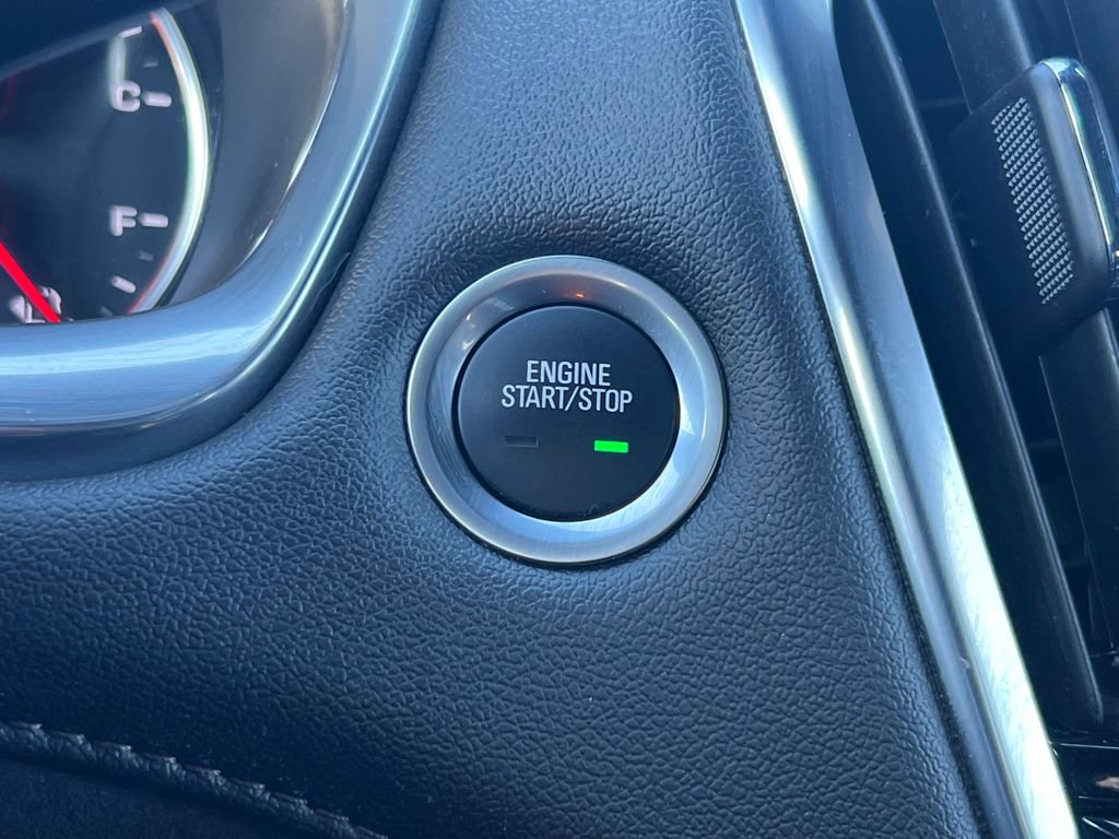 Used 2022 Chevrolet Traverse High Country image 29