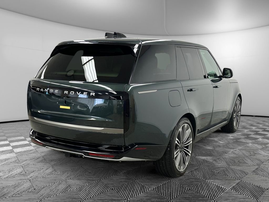 New 2026 Land Rover Range Rover SE image 5
