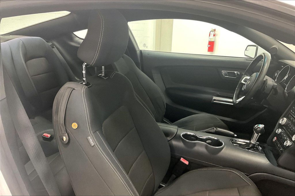 Used 2015 Ford Mustang Coupe w/ Equipment Group 051A RWD image 5