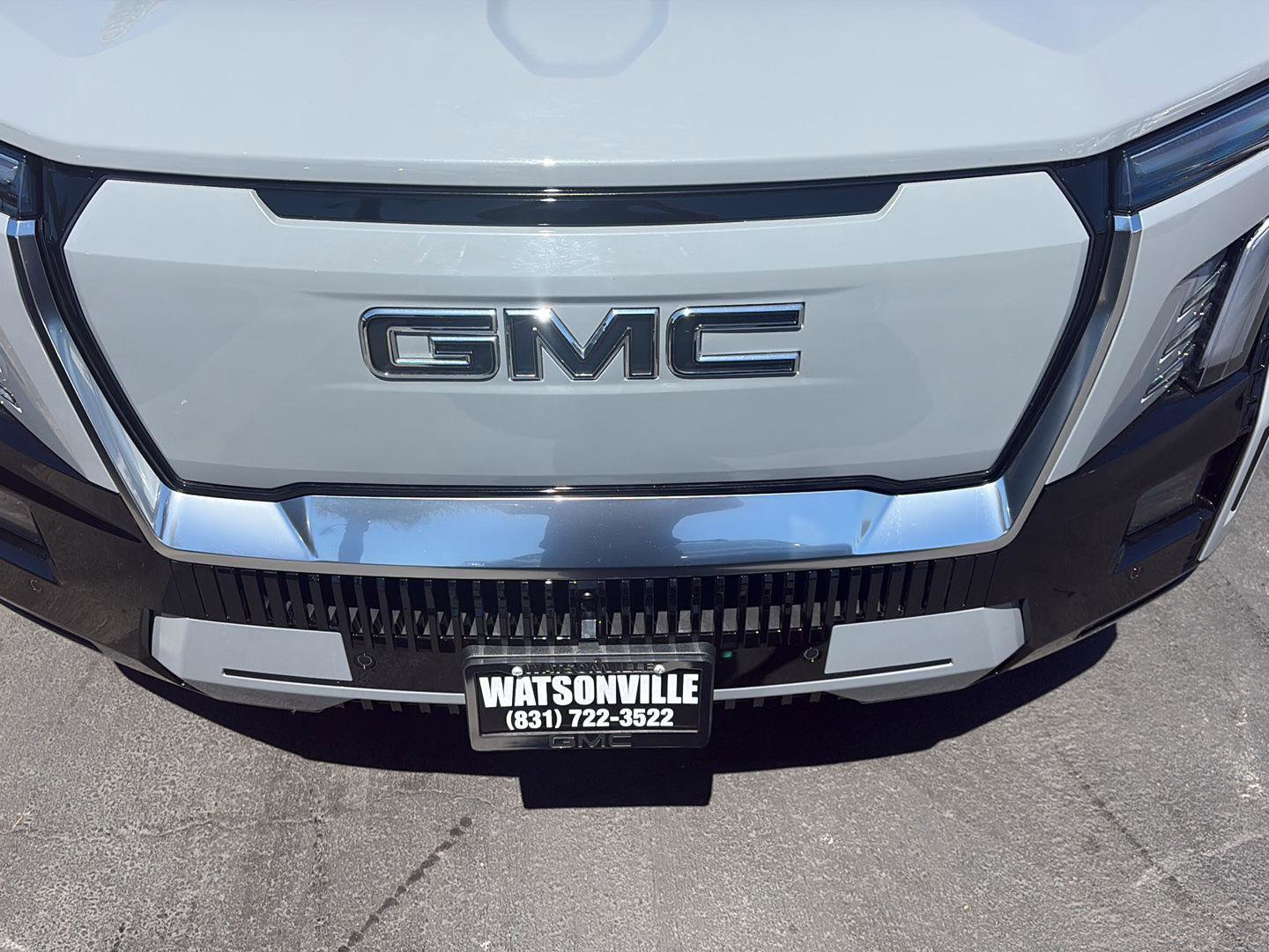 Used 2024 GMC Sierra EV Denali AWD/4WD image 8