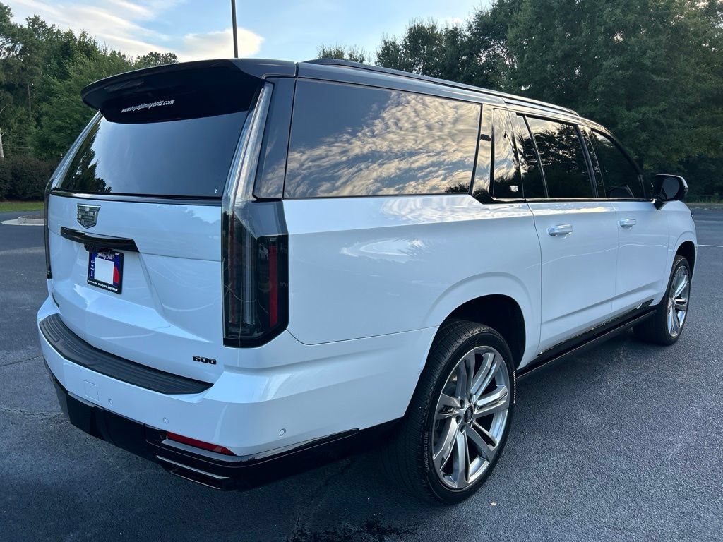 Used 2026 Cadillac Escalade ESV Platinum Sport AWD/4WD image 28