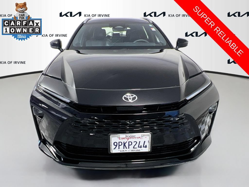 Used 2025 Toyota Crown Signia w/ Advanced Technology Package AWD/4WD image 2