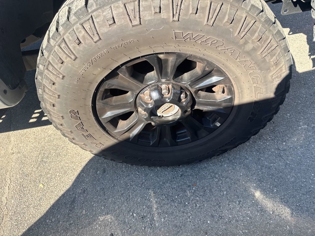 Used 2021 Ford F250 XLT w/ Tremor Off-Road Package image 3