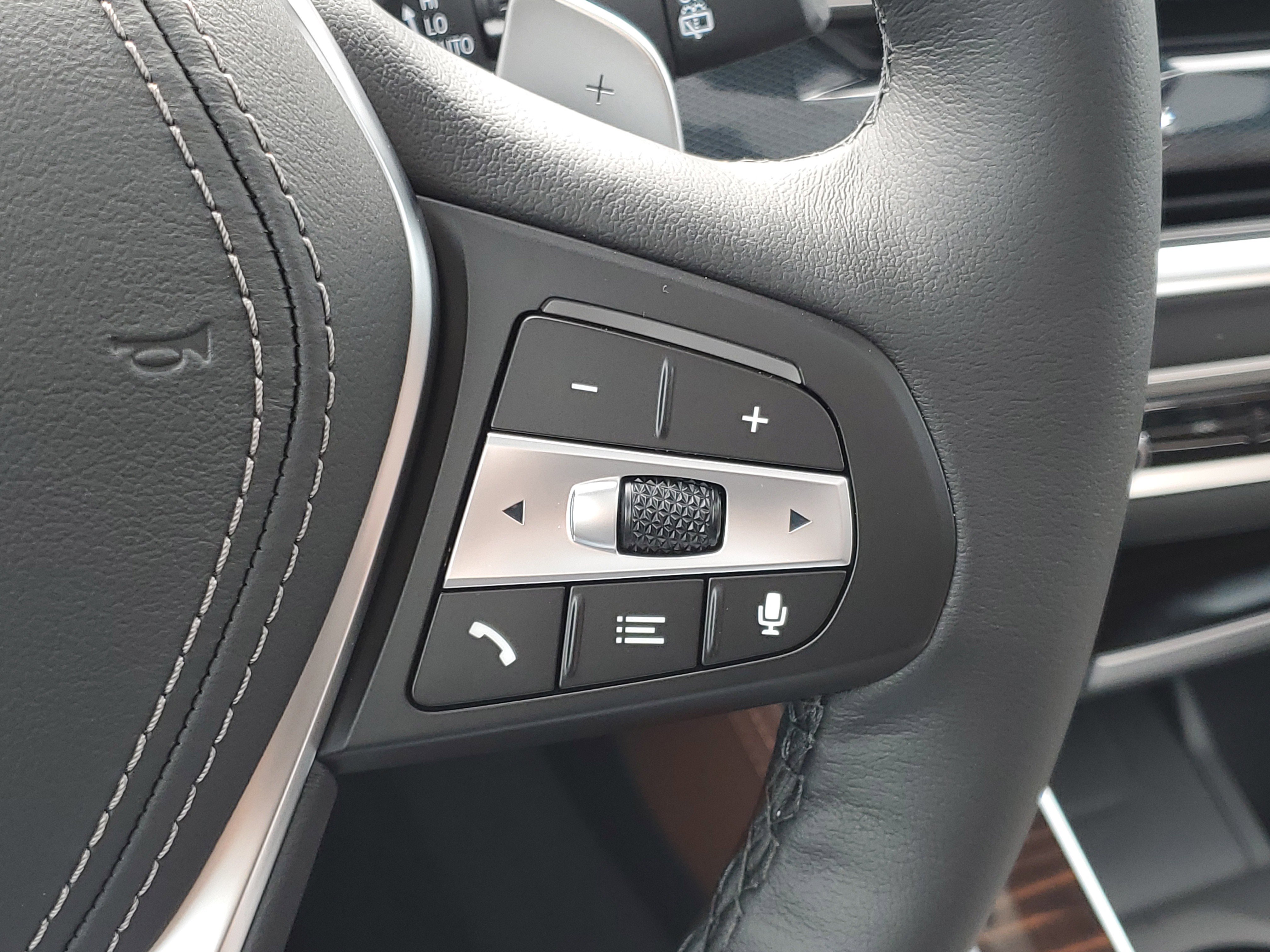 New 2026 BMW X5 xDrive40i AWD/4WD image 13