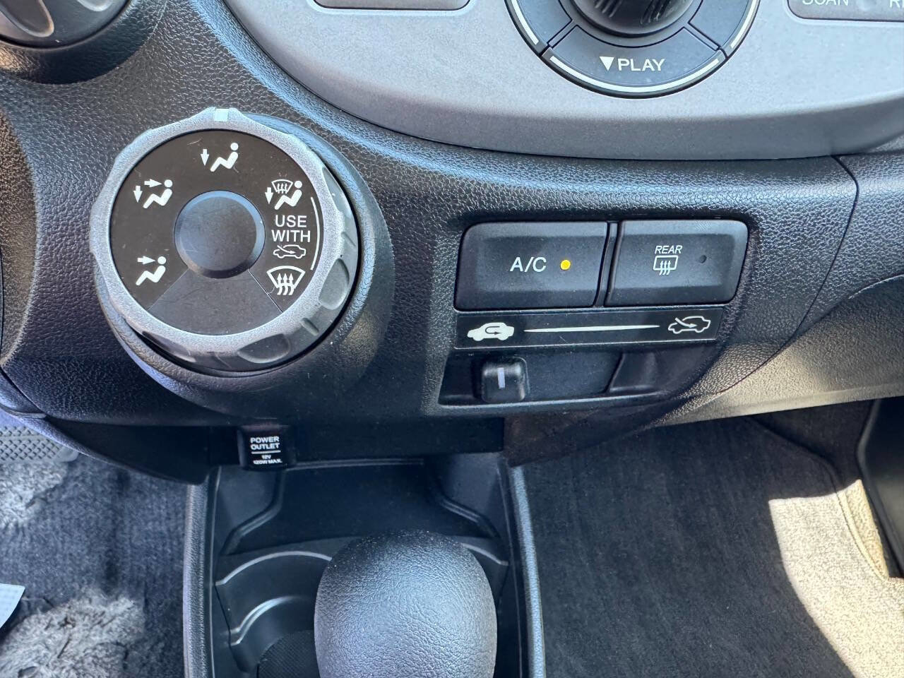 Used 2011 Honda Fit Sport image 20