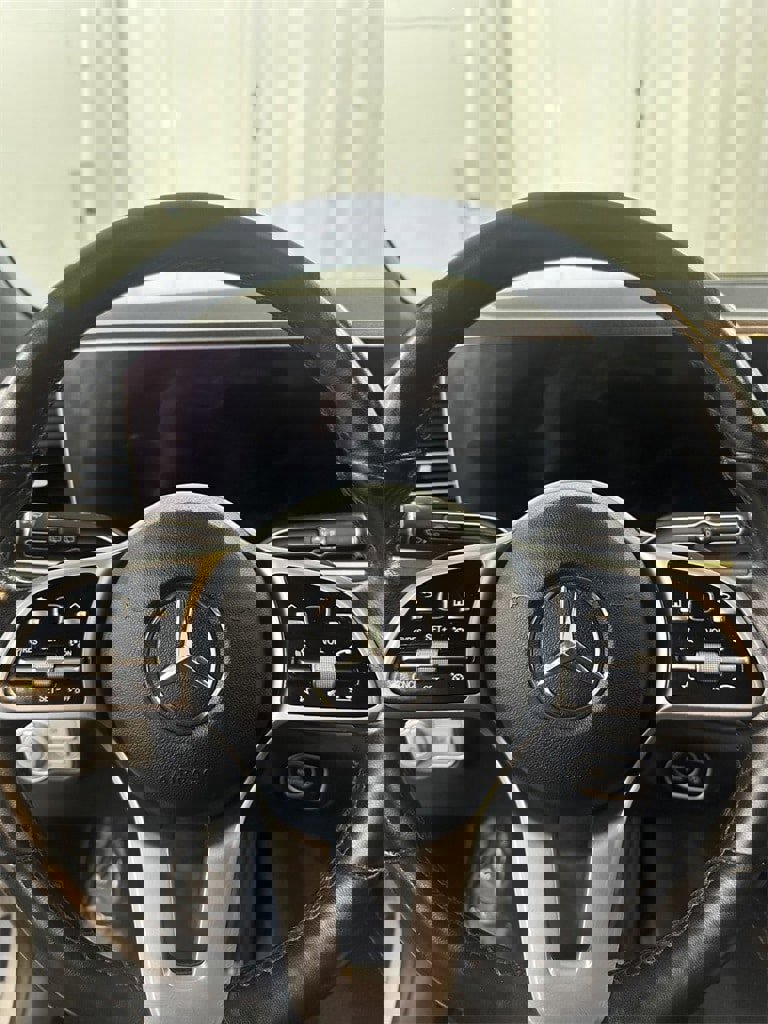 Used 2020 Mercedes-Benz GLE 350 4MATIC image 19