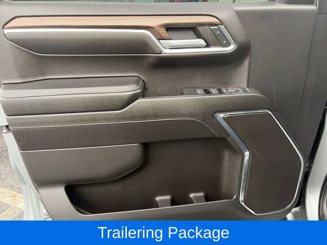 Used 2023 Chevrolet Silverado 1500 LT AWD/4WD image 16