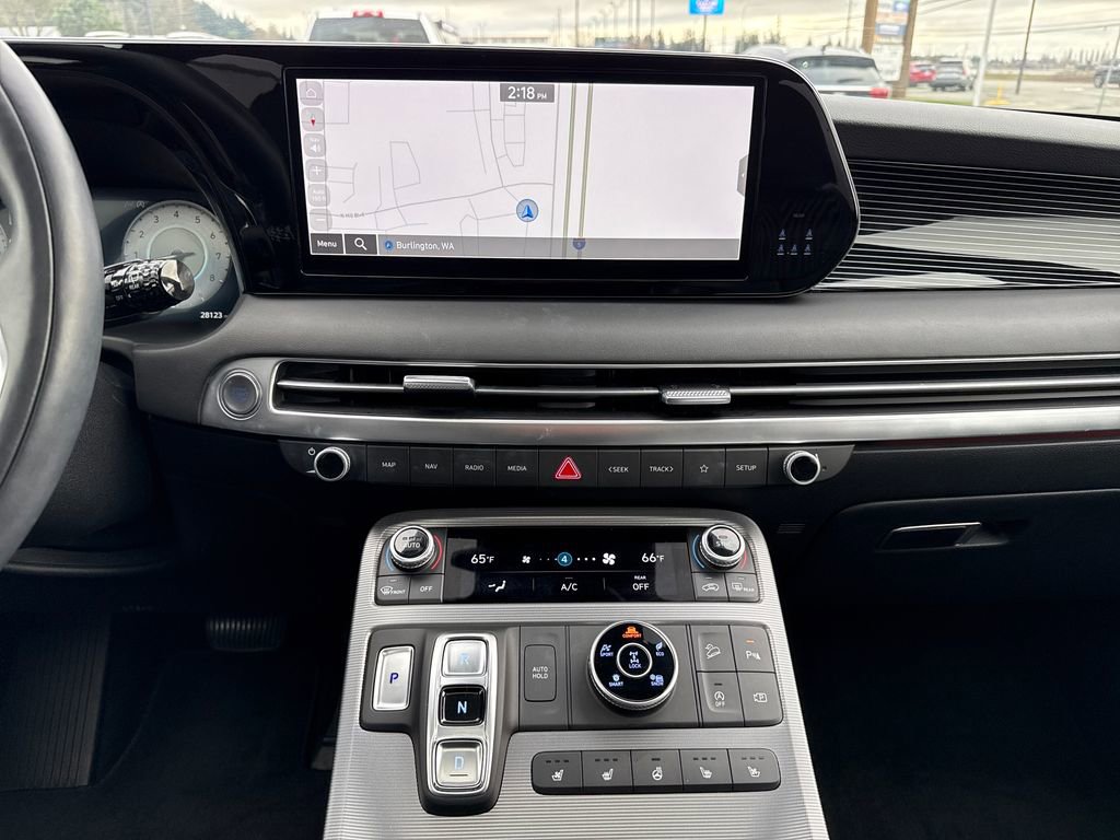 Used 2023 Hyundai Palisade Calligraphy image 27