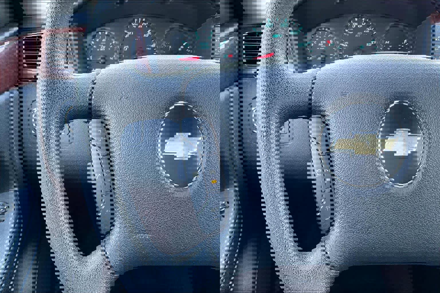 Used 2010 Chevrolet Impala LS FWD image 22