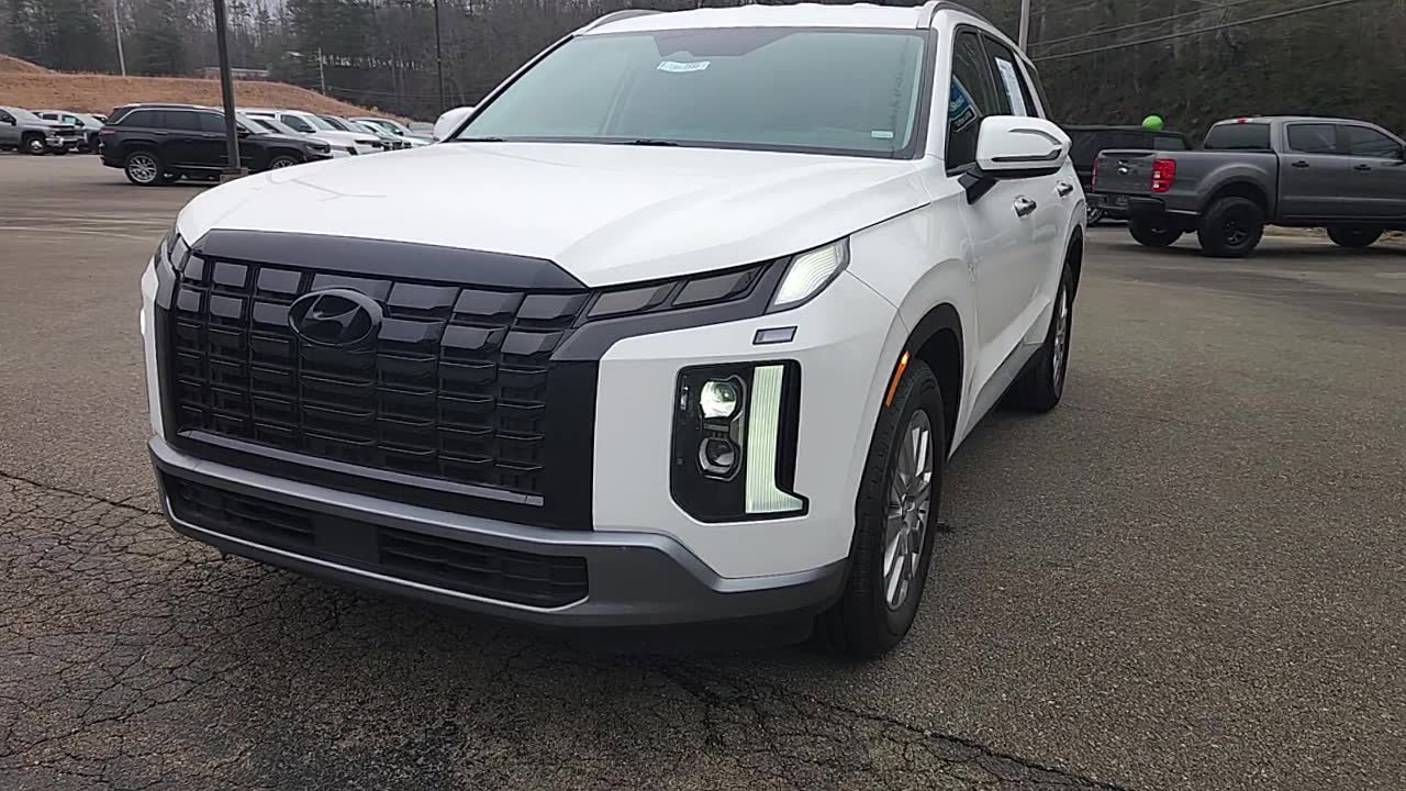 Used 2025 Hyundai Palisade SEL image 3