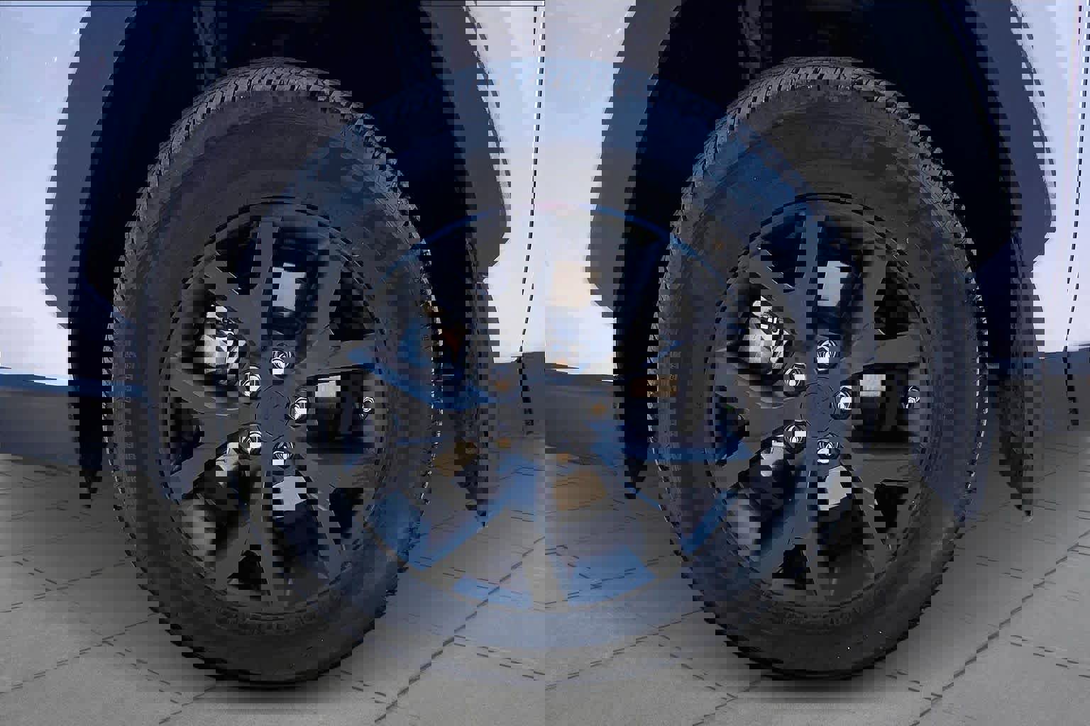 Used 2024 Toyota RAV4 LE image 10