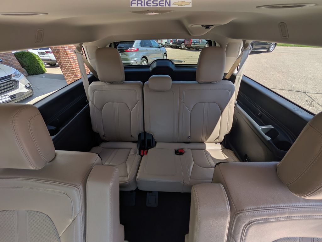 Used 2024 Ford Expedition Max Limited AWD/4WD image 13
