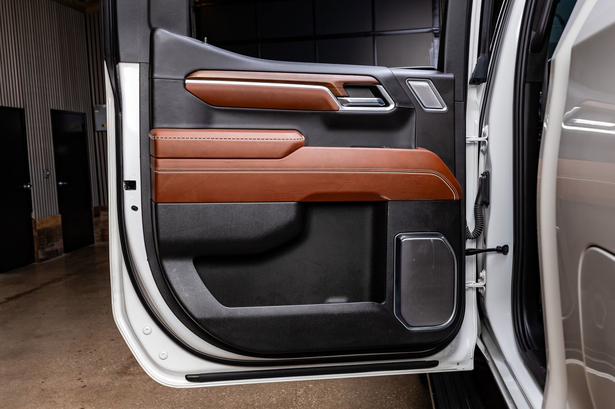 Used 2023 GMC Sierra 1500 Denali Ultimate image 36