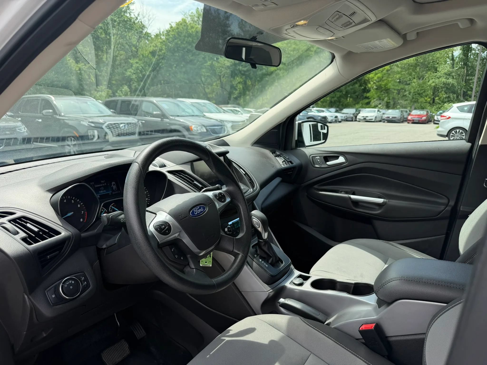 Used 2015 Ford Escape SE w/ Equipment Group 201A FWD image 10