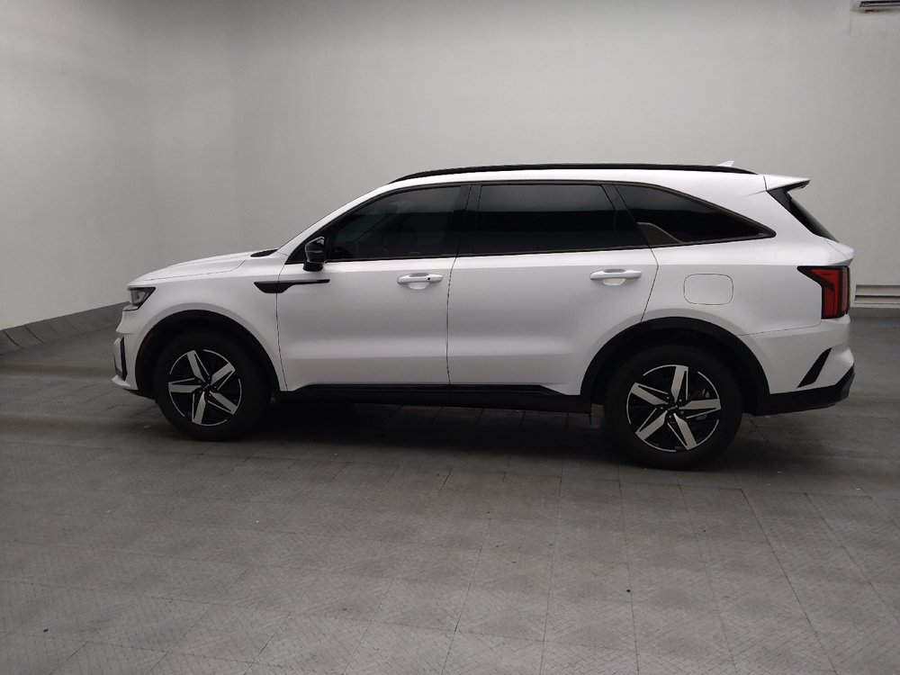 Used 2023 Kia Sorento S FWD image 3