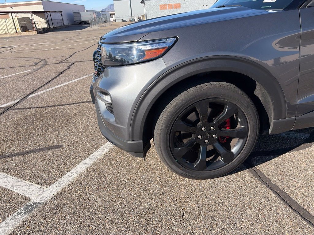 Used 2024 Ford Explorer ST w/ Equipment Group 401A AWD/4WD image 9