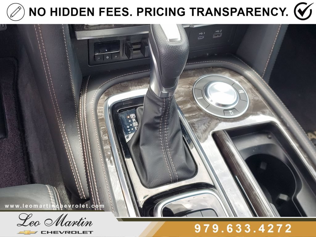 Used 2021 Nissan Armada Platinum w/ Captain's Chairs Package RWD image 29