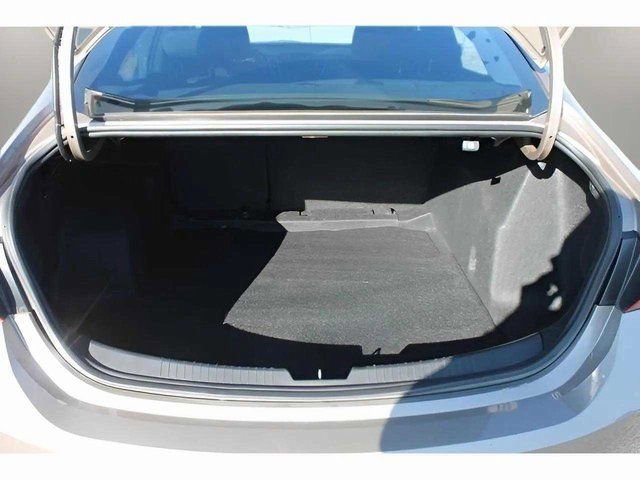 Used 2022 Chevrolet Malibu LT FWD image 25