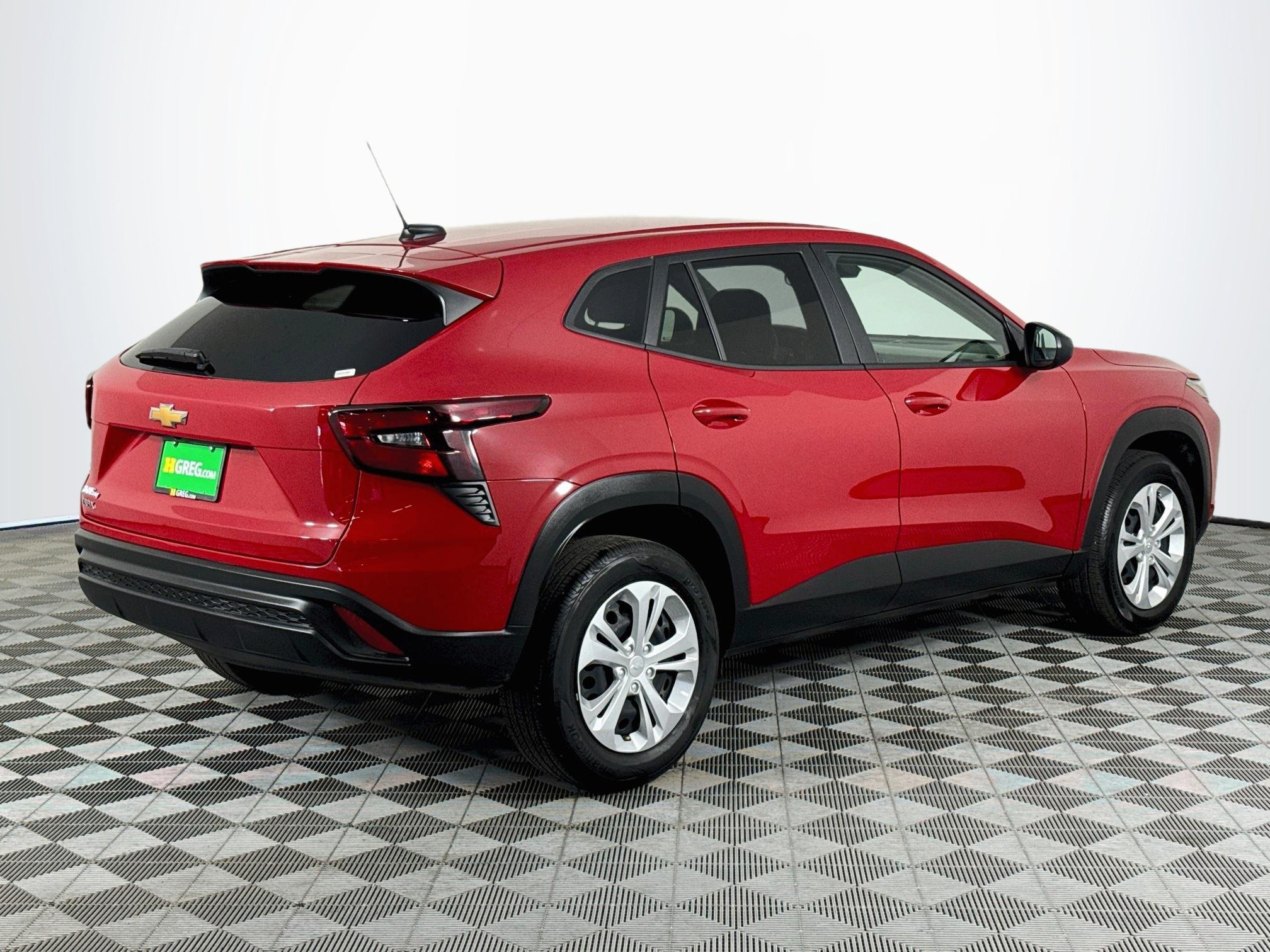 Used 2026 Chevrolet Trax LS FWD image 8