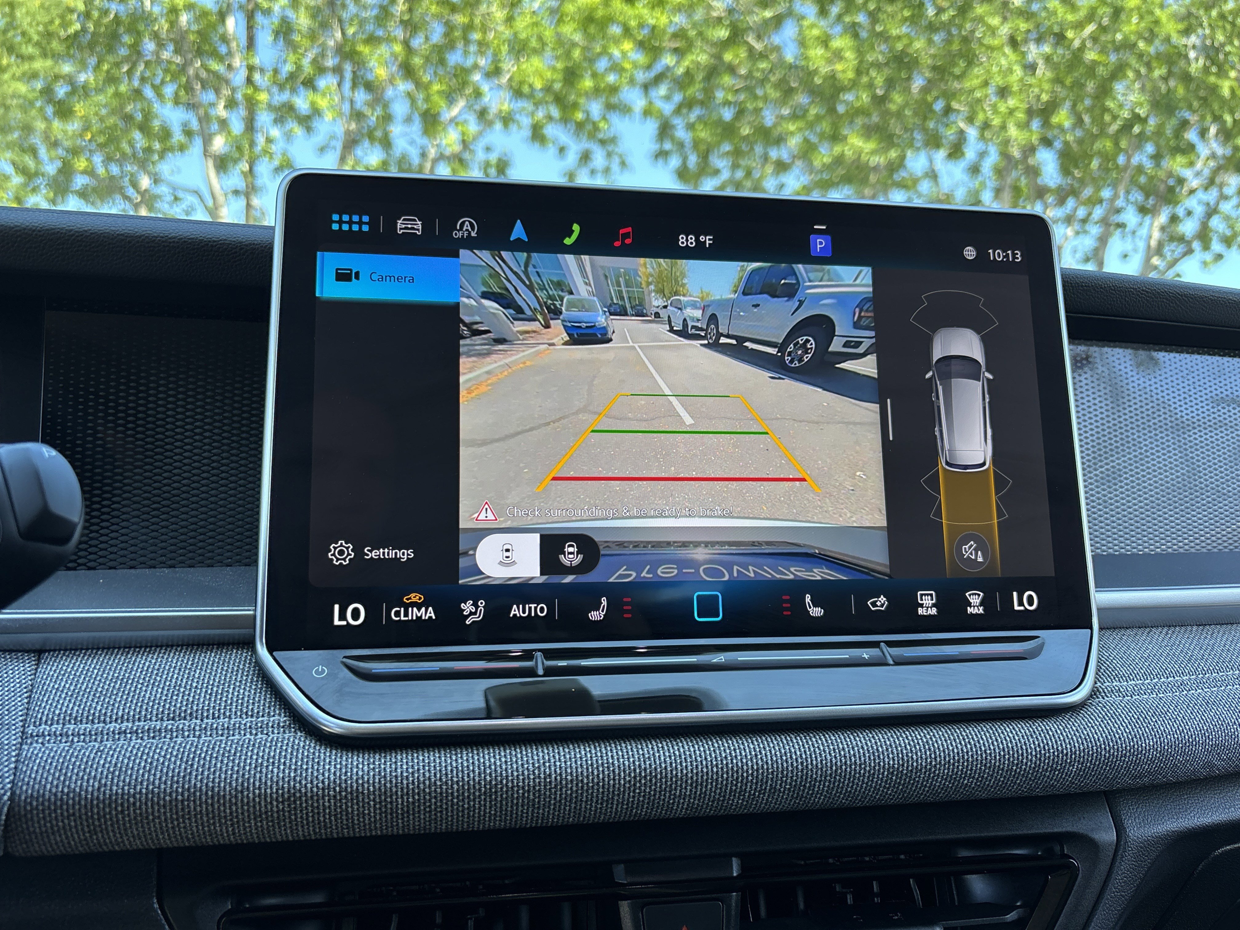 Used 2025 Volkswagen Tiguan S image 21