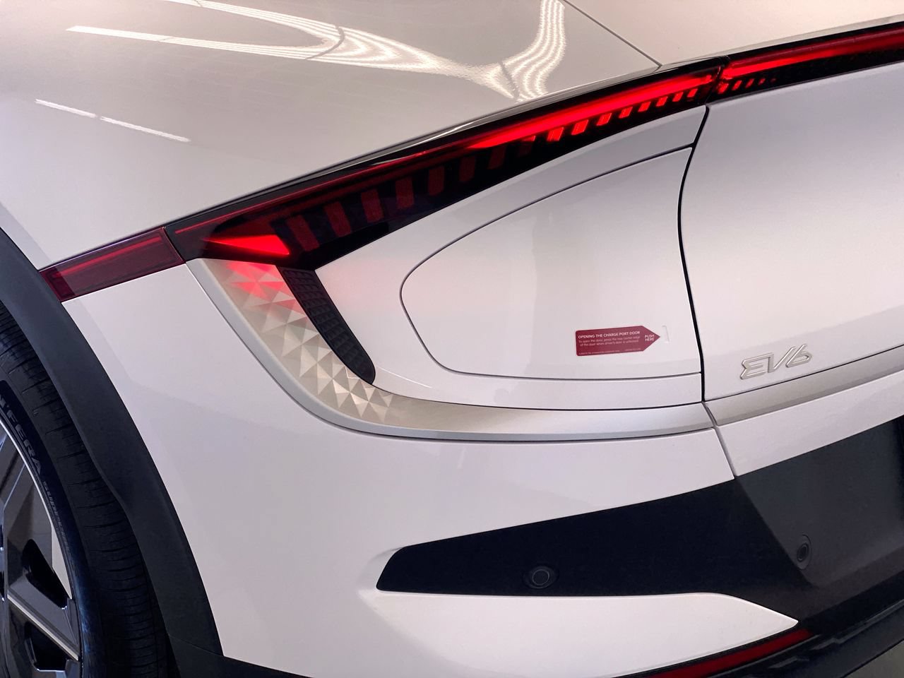 New 2026 Kia EV6 Light RWD image 9