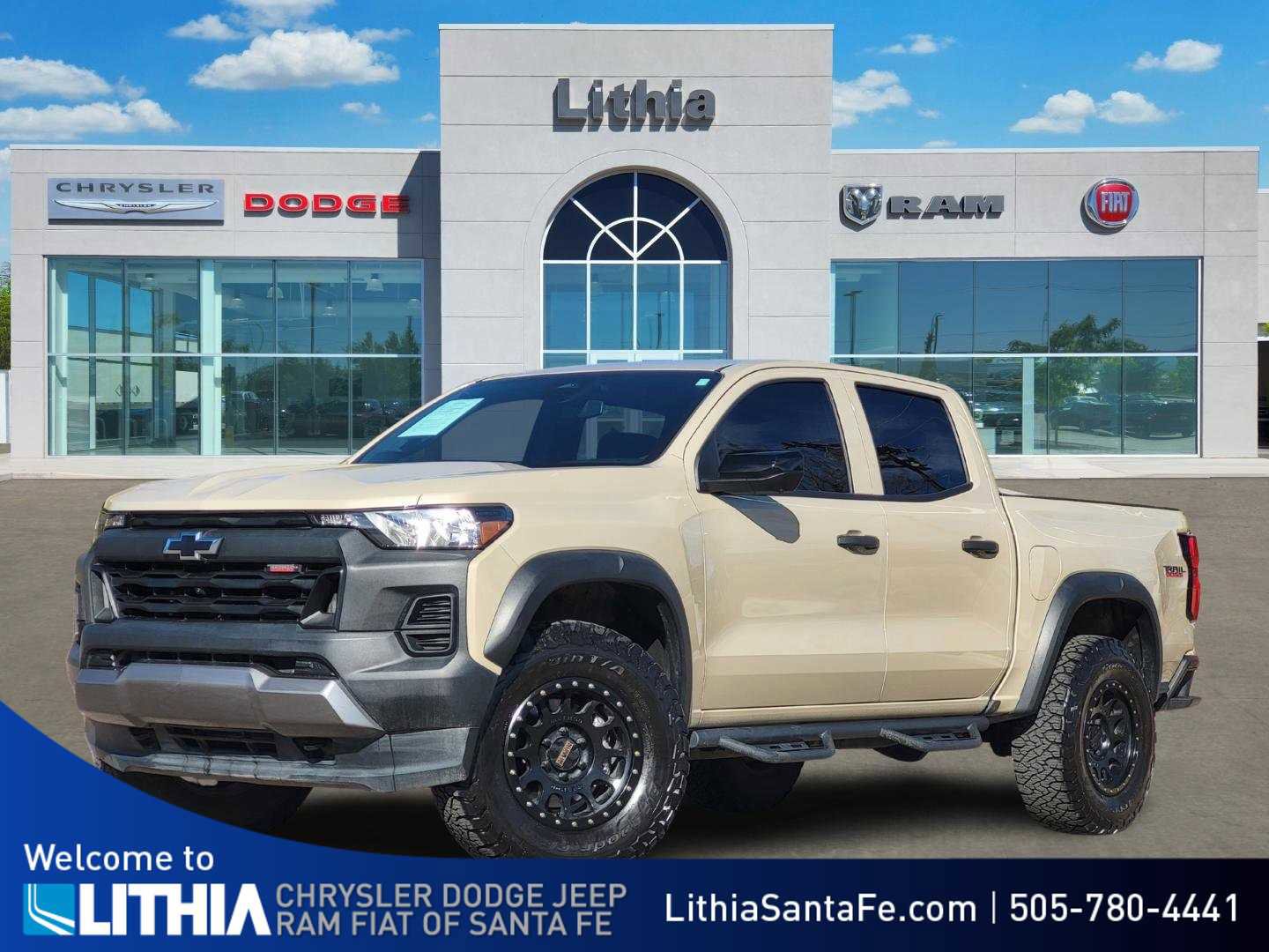 Used 2024 Chevrolet Colorado Trail Boss w/ Technology Package image 1