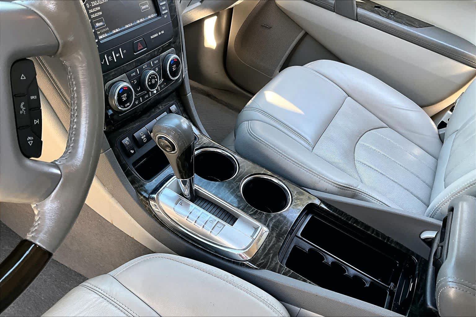 Used 2013 Buick Enclave Premium FWD image 15