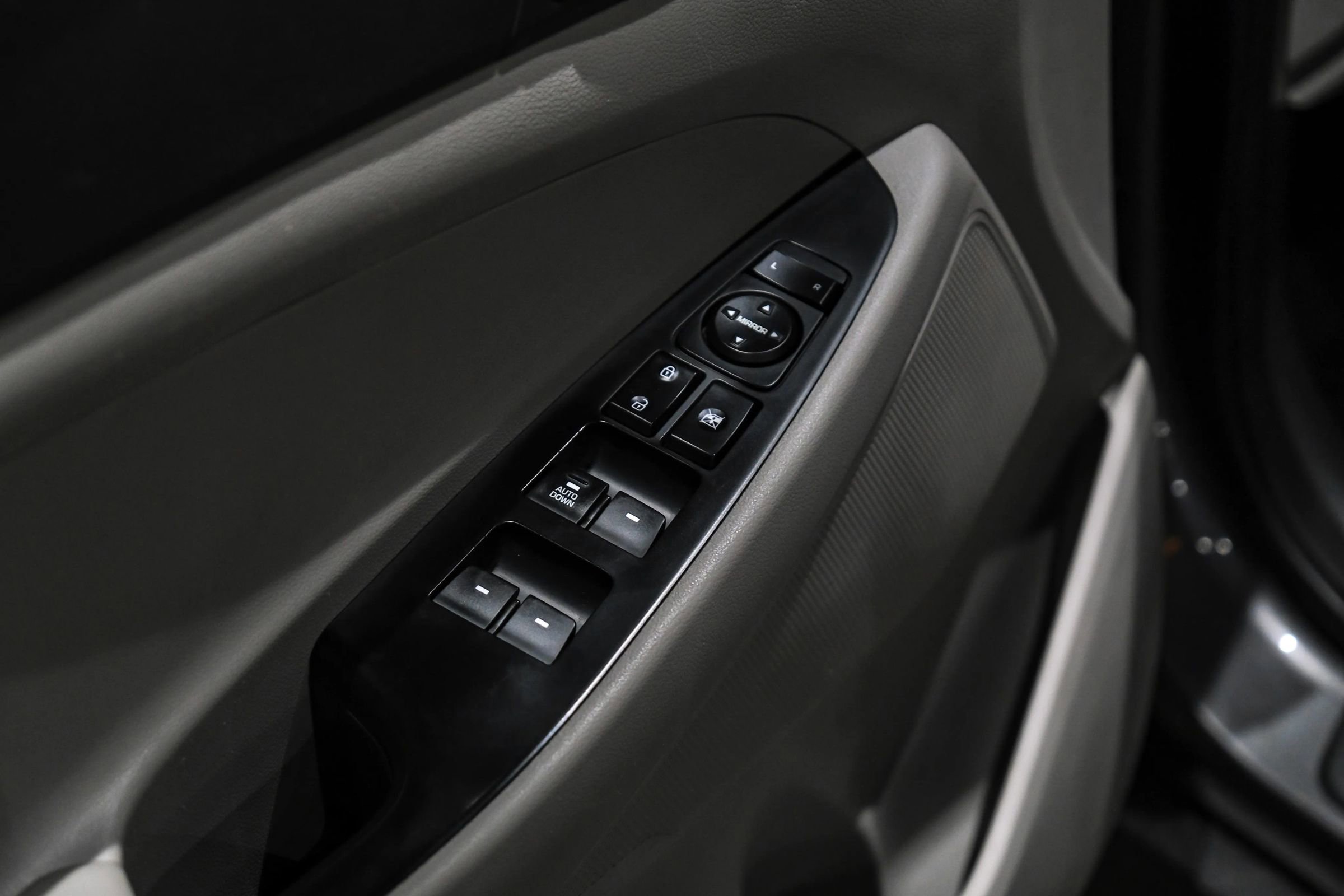 Used 2020 Hyundai Tucson SE image 36